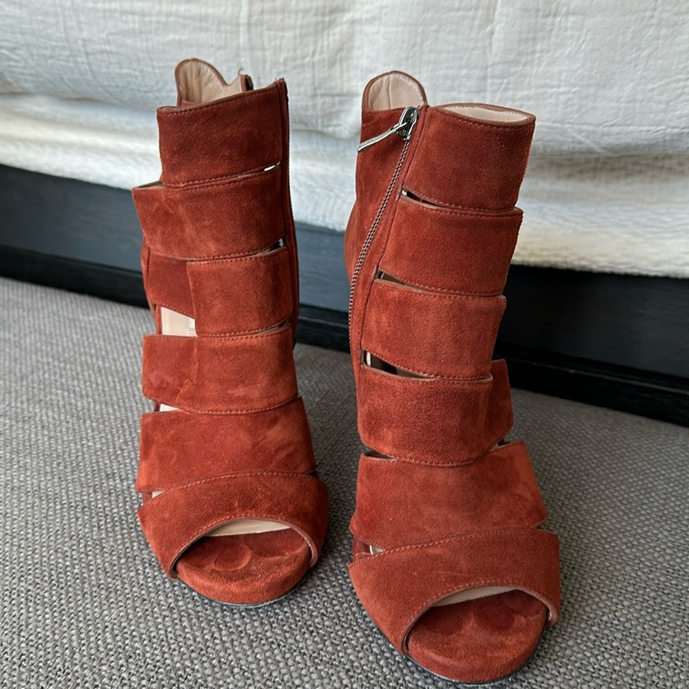 Pura Lopez size 37 strappy bootie.